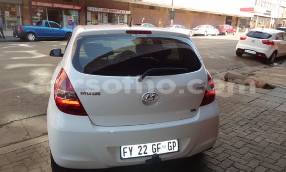 Buy Used Hyundai i20 White Car in Maseru in Maseru Buy Used Hyundai i20 White Car in Maseru in Maseru