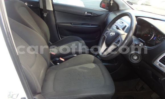 Buy Used Hyundai i20 White Car in Maseru in Maseru Buy Used Hyundai i20 White Car in Maseru in Maseru