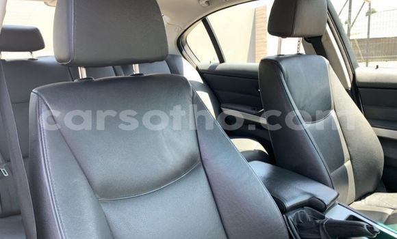 Sayi Na hannu BMW 3–Series Silver Mota in Maseru a Maseru Sayi Na hannu BMW 3–Series Silver Mota in Maseru a Maseru