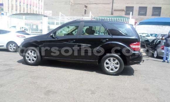 Acheter Occasion Voiture Mercedes-Benz ML–Class Noir à Butha Buthe, Butha-Buthe Acheter Occasion Voiture Mercedes-Benz ML–Class Noir à Butha Buthe, Butha-Buthe