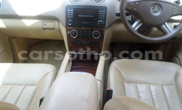 Acheter Occasion Voiture Mercedes-Benz ML–Class Noir à Butha Buthe, Butha-Buthe Acheter Occasion Voiture Mercedes-Benz ML–Class Noir à Butha Buthe, Butha-Buthe