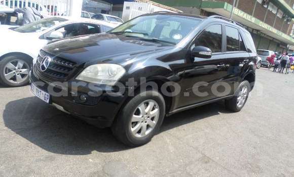 Acheter Occasion Voiture Mercedes-Benz ML–Class Noir à Butha Buthe, Butha-Buthe Acheter Occasion Voiture Mercedes-Benz ML–Class Noir à Butha Buthe, Butha-Buthe