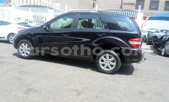 Acheter Occasion Voiture Mercedes-Benz ML–Class Noir à Butha Buthe, Butha-Buthe Acheter Occasion Voiture Mercedes-Benz ML–Class Noir à Butha Buthe, Butha-Buthe