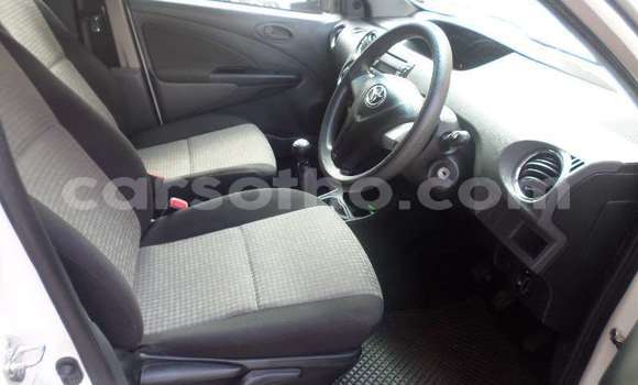 Acheter Occasion Voiture Toyota Auris Blanc à Butha Buthe, Butha-Buthe Acheter Occasion Voiture Toyota Auris Blanc à Butha Buthe, Butha-Buthe