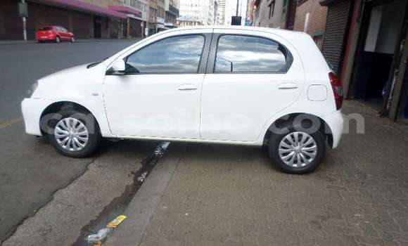 Acheter Occasion Voiture Toyota Auris Blanc à Butha Buthe, Butha-Buthe Acheter Occasion Voiture Toyota Auris Blanc à Butha Buthe, Butha-Buthe