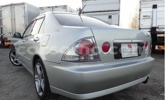 Sayi Na hannu Toyota Altezza Silver Mota in Butha Buthe a Butha-Buthe Sayi Na hannu Toyota Altezza Silver Mota in Butha Buthe a Butha-Buthe