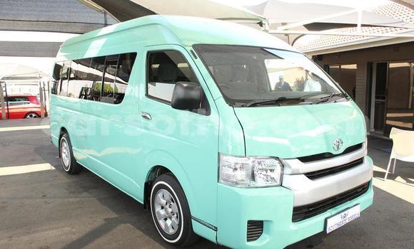 Buy Used Toyota 4Runner White Car in Maseru in Maseru Buy Used Toyota 4Runner White Car in Maseru in Maseru