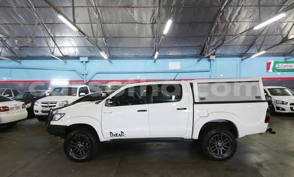 Acheter Occasion Voiture Toyota Hilux Blanc à Butha Buthe, Butha-Buthe Acheter Occasion Voiture Toyota Hilux Blanc à Butha Buthe, Butha-Buthe