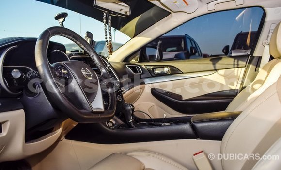 Sayi Imported Nissan Maxima White Mota in Import - Dubai a Maseru Sayi Imported Nissan Maxima White Mota in Import - Dubai a Maseru
