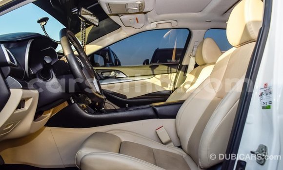 Sayi Imported Nissan Maxima White Mota in Import - Dubai a Maseru Sayi Imported Nissan Maxima White Mota in Import - Dubai a Maseru