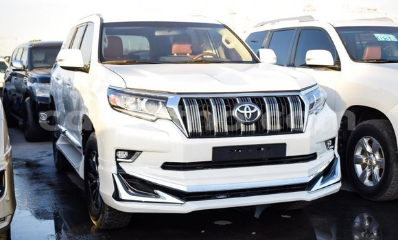 Sayi Imported Toyota Prado White Mota in Import - Dubai a Maseru Sayi Imported Toyota Prado White Mota in Import - Dubai a Maseru