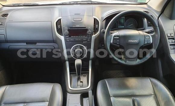 Acheter Occasion Voiture Isuzu KB Blanc à Mafeteng, Mafeteng Acheter Occasion Voiture Isuzu KB Blanc à Mafeteng, Mafeteng