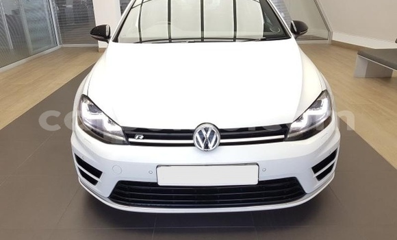 Acheter Occasion Voiture Volkswagen Golf R Blanc à Hlotse, Leribe Acheter Occasion Voiture Volkswagen Golf R Blanc à Hlotse, Leribe