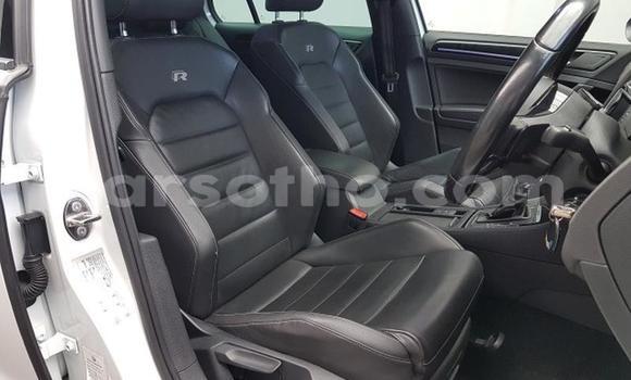 Acheter Occasion Voiture Volkswagen Golf R Blanc à Hlotse, Leribe Acheter Occasion Voiture Volkswagen Golf R Blanc à Hlotse, Leribe