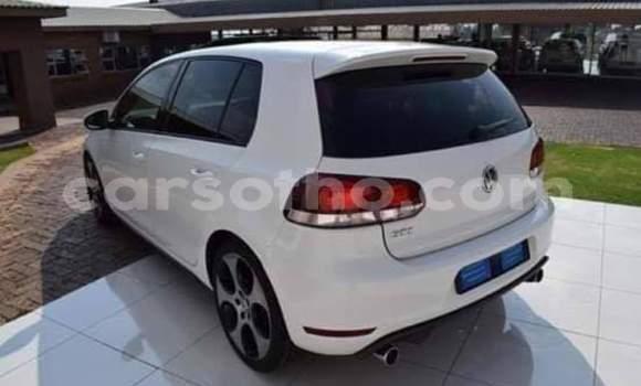 Sayi Na hannu Volkswagen Golf GTI White Mota in Maseru a Maseru Sayi Na hannu Volkswagen Golf GTI White Mota in Maseru a Maseru