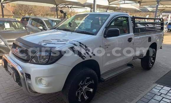 Acheter Occasion Voiture Toyota Hilux Blanc à Maseru, Maseru Acheter Occasion Voiture Toyota Hilux Blanc à Maseru, Maseru