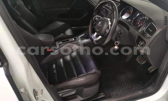 Sayi Na hannu Volkswagen Golf GTI White Mota in Maseru a Maseru Sayi Na hannu Volkswagen Golf GTI White Mota in Maseru a Maseru