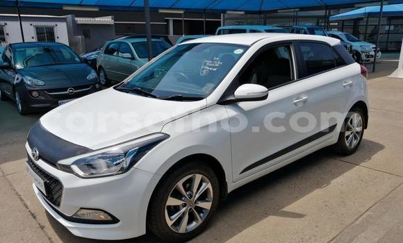 اشتري مستعمل Hyundai i20 White سيارة في Maseru في Maseru اشتري مستعمل Hyundai i20 White سيارة في Maseru في Maseru