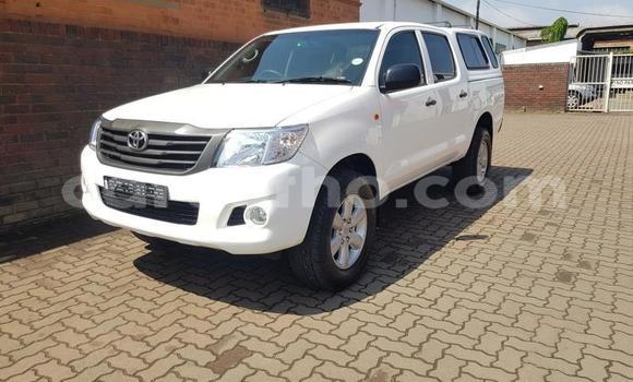 Acheter Occasion Voiture Toyota Hilux Blanc à Maseru, Maseru Acheter Occasion Voiture Toyota Hilux Blanc à Maseru, Maseru