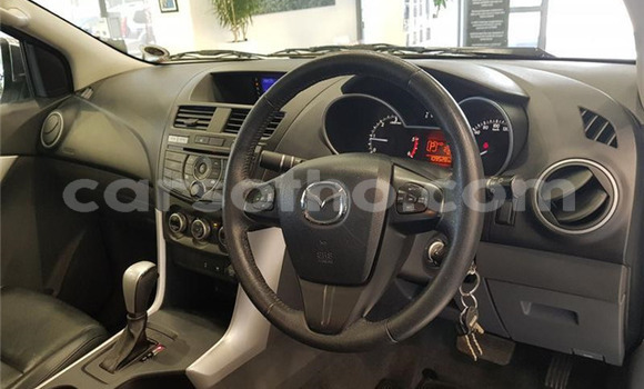 اشتري مستعمل Mazda BT-50 White سيارة في Butha Buthe في Butha-Buthe اشتري مستعمل Mazda BT-50 White سيارة في Butha Buthe في Butha-Buthe