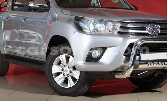Acheter Occasion Voiture Toyota Hilux Gris à Hlotse, Leribe Acheter Occasion Voiture Toyota Hilux Gris à Hlotse, Leribe