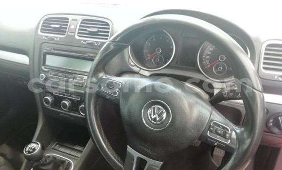 اشتري مستعمل Volkswagen Golf Red سيارة في Maseru في Maseru اشتري مستعمل Volkswagen Golf Red سيارة في Maseru في Maseru