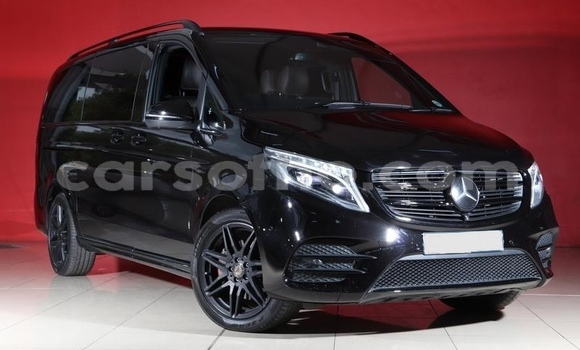 Buy Used Mercedes-Benz V-klasse Black Car in Hlotse in Leribe Buy Used Mercedes-Benz V-klasse Black Car in Hlotse in Leribe