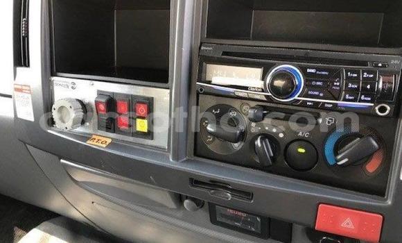 Buy Used Isuzu FTR 850 White Truck in Maseru in Maseru Buy Used Isuzu FTR 850 White Truck in Maseru in Maseru