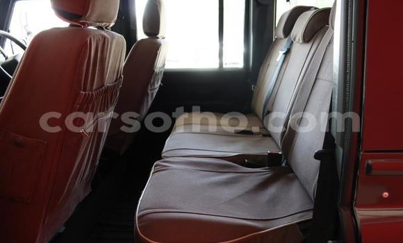 اشتري مستعمل Land Rover Defender Black سيارة في Hlotse في Leribe اشتري مستعمل Land Rover Defender Black سيارة في Hlotse في Leribe