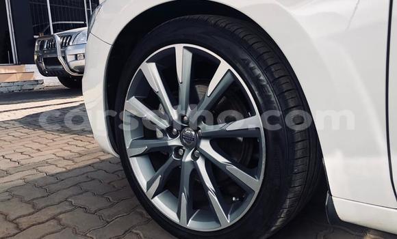Buy Used Volvo S60 White Car in Hlotse in Leribe Buy Used Volvo S60 White Car in Hlotse in Leribe
