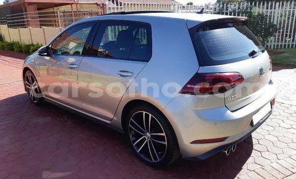 اشتري مستعمل Volkswagen Golf Silver سيارة في Hlotse في Leribe اشتري مستعمل Volkswagen Golf Silver سيارة في Hlotse في Leribe