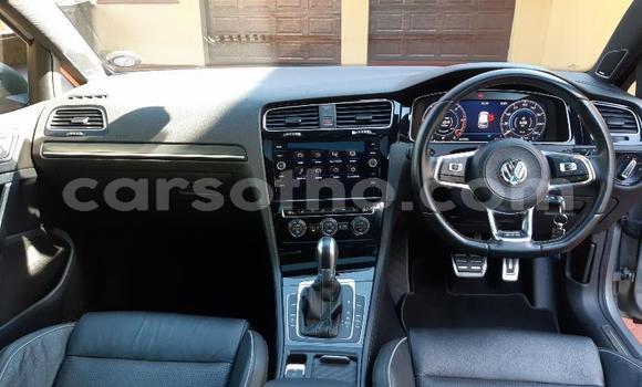 اشتري مستعمل Volkswagen Golf Silver سيارة في Hlotse في Leribe اشتري مستعمل Volkswagen Golf Silver سيارة في Hlotse في Leribe