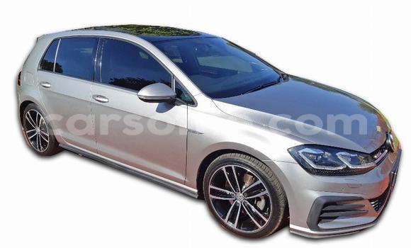 اشتري مستعمل Volkswagen Golf Silver سيارة في Hlotse في Leribe اشتري مستعمل Volkswagen Golf Silver سيارة في Hlotse في Leribe