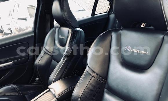 Buy Used Volvo S60 White Car in Hlotse in Leribe Buy Used Volvo S60 White Car in Hlotse in Leribe