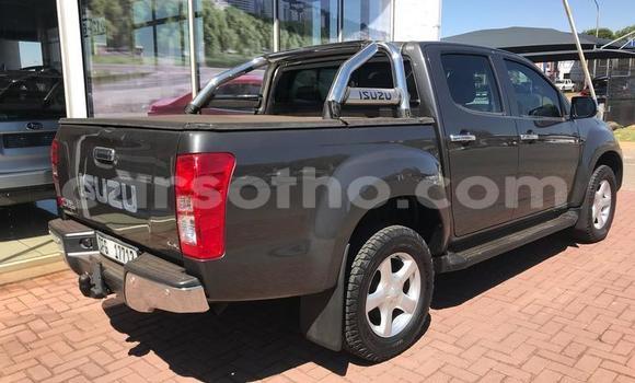 Buy Used Isuzu KB Black Car in Roma in Maseru Buy Used Isuzu KB Black Car in Roma in Maseru