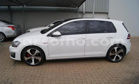 اشتري مستعمل Volkswagen Golf White سيارة في Hlotse في Leribe اشتري مستعمل Volkswagen Golf White سيارة في Hlotse في Leribe