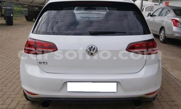 اشتري مستعمل Volkswagen Golf White سيارة في Hlotse في Leribe اشتري مستعمل Volkswagen Golf White سيارة في Hlotse في Leribe