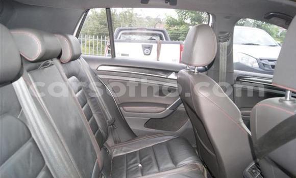 اشتري مستعمل Volkswagen Golf White سيارة في Hlotse في Leribe اشتري مستعمل Volkswagen Golf White سيارة في Hlotse في Leribe