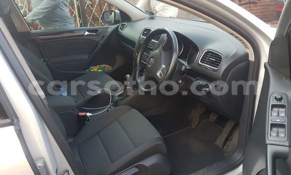 Sayi Na hannu Volkswagen Golf Silver Mota in Maseru a Maseru Sayi Na hannu Volkswagen Golf Silver Mota in Maseru a Maseru