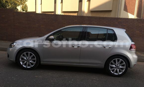 Buy Used Volkswagen Golf Silver Car in Maseru in Maseru Buy Used Volkswagen Golf Silver Car in Maseru in Maseru