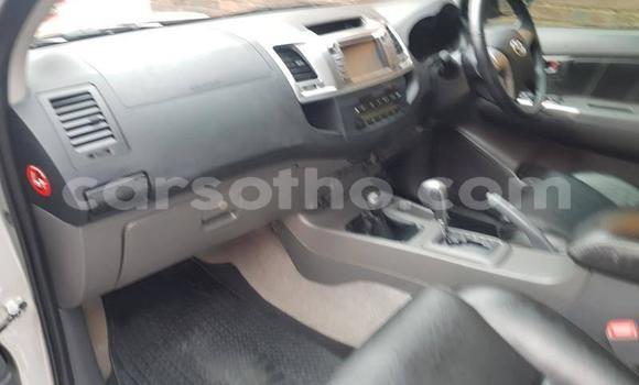 Buy Used Toyota Hilux Silver Car in Maseru in Maseru Buy Used Toyota Hilux Silver Car in Maseru in Maseru
