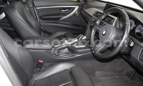 Acheter Occasion Voiture BMW 3–Series Blanc à Maseru, Maseru Acheter Occasion Voiture BMW 3–Series Blanc à Maseru, Maseru