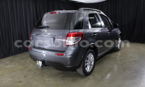 Sayi Na hannu Suzuki SX4 Silver Mota in Maseru a Maseru Sayi Na hannu Suzuki SX4 Silver Mota in Maseru a Maseru