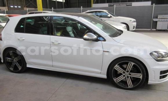 Sayi Na hannu Volkswagen Golf White Mota in Hlotse a Leribe Sayi Na hannu Volkswagen Golf White Mota in Hlotse a Leribe