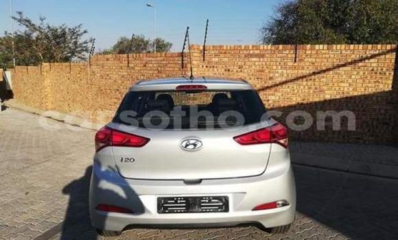 اشتري مستعمل Hyundai i20 Silver سيارة في Maseru في Maseru اشتري مستعمل Hyundai i20 Silver سيارة في Maseru في Maseru