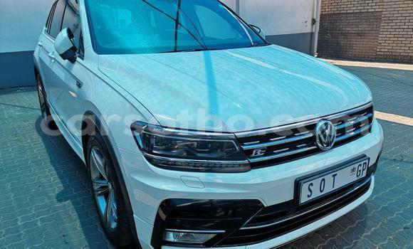 Acheter Occasion Voiture Volkswagen Tiguan Blanc à Maseru, Maseru Acheter Occasion Voiture Volkswagen Tiguan Blanc à Maseru, Maseru