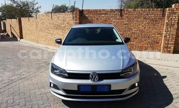 Sayi Na hannu Volkswagen Polo Silver Mota in Maseru a Maseru Sayi Na hannu Volkswagen Polo Silver Mota in Maseru a Maseru