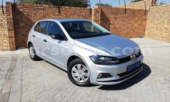 Sayi Na hannu Volkswagen Polo Silver Mota in Maseru a Maseru Sayi Na hannu Volkswagen Polo Silver Mota in Maseru a Maseru