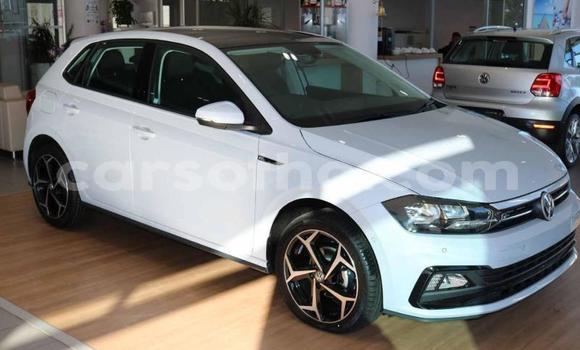 Sayi Na hannu Volkswagen Polo White Mota in Maseru a Maseru Sayi Na hannu Volkswagen Polo White Mota in Maseru a Maseru