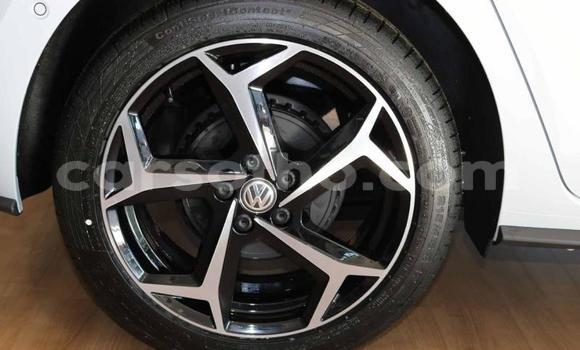 Sayi Na hannu Volkswagen Polo White Mota in Maseru a Maseru Sayi Na hannu Volkswagen Polo White Mota in Maseru a Maseru